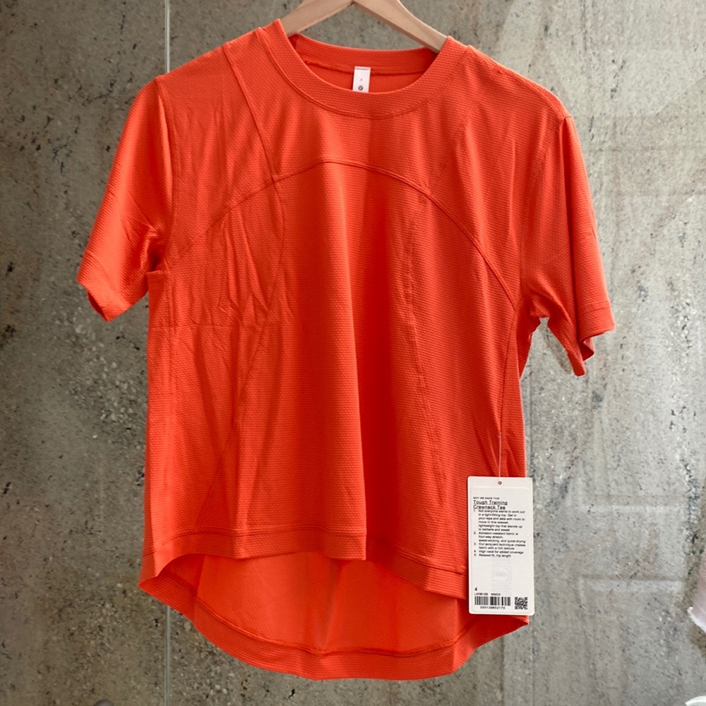 Lululemon brand new top with tag size 4
